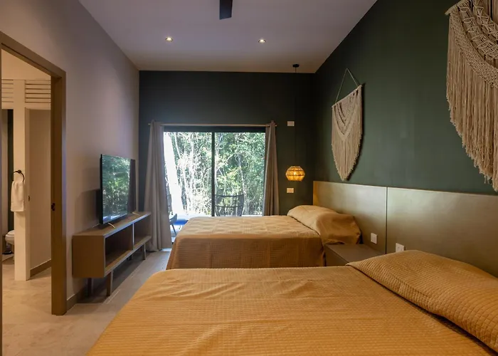 Villa Kiin Ha - Luxurious 5-br With Swim-up Pool *